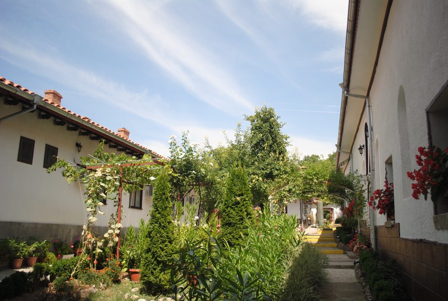 Historic village ensemble with traditional houses in Arbanasi