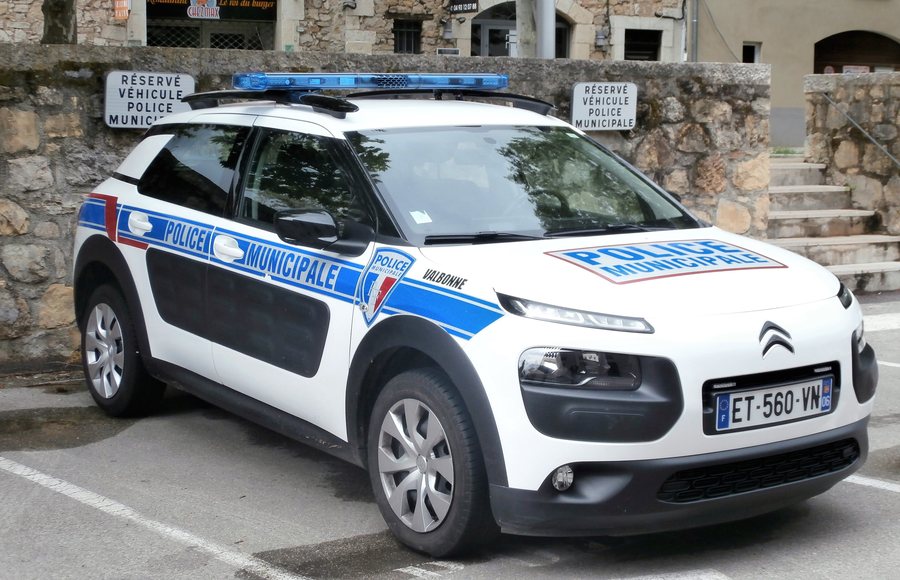 File:Valbonne, France Citroën C3 Cactus Police Municipale.jpg