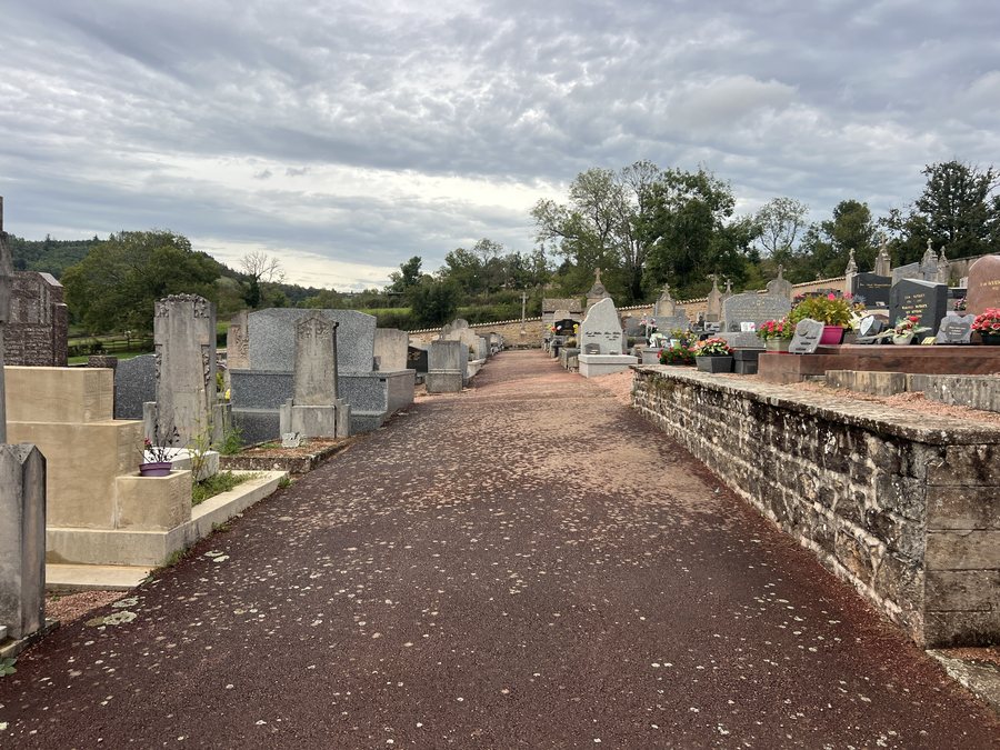 File:Cimetière - Trambly (FR71) - 2024-10-07 - 1.jpg
