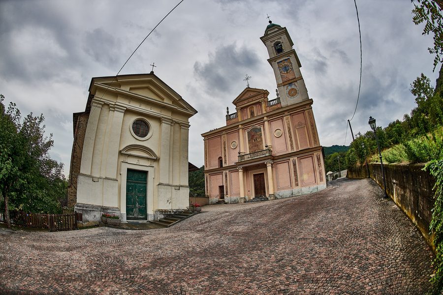 Church of San Giorgio and oratory in Frabosa Sottana