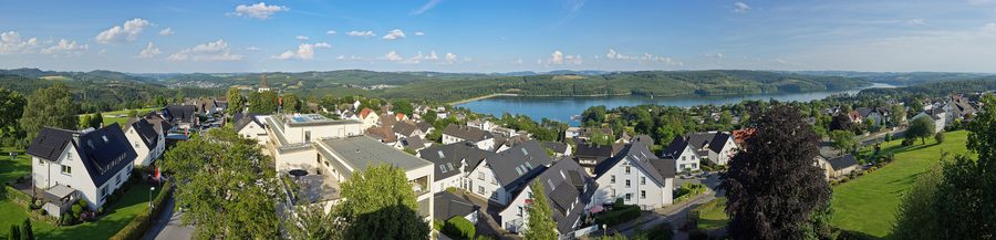 Panoramic view over Langscheid and the Sorpesee from the memorial