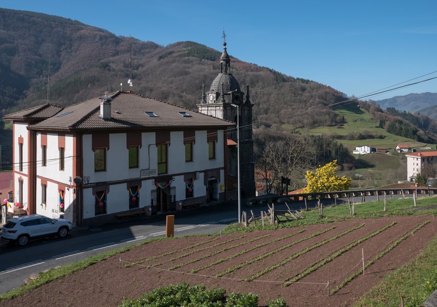 File:Elduain - Ayuntamiento 01.jpg