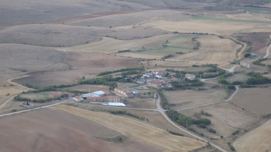 File:Matalbaniega vista aerea.jpg