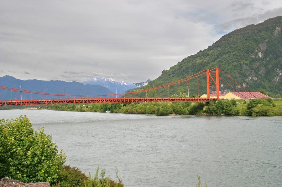Presidente Ibáñez suspension bridge over the Aysén River near Puerto Aysén