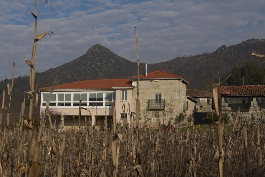 File:Esgos, 32720, Province of Ourense, Spain - panoramio.jpg