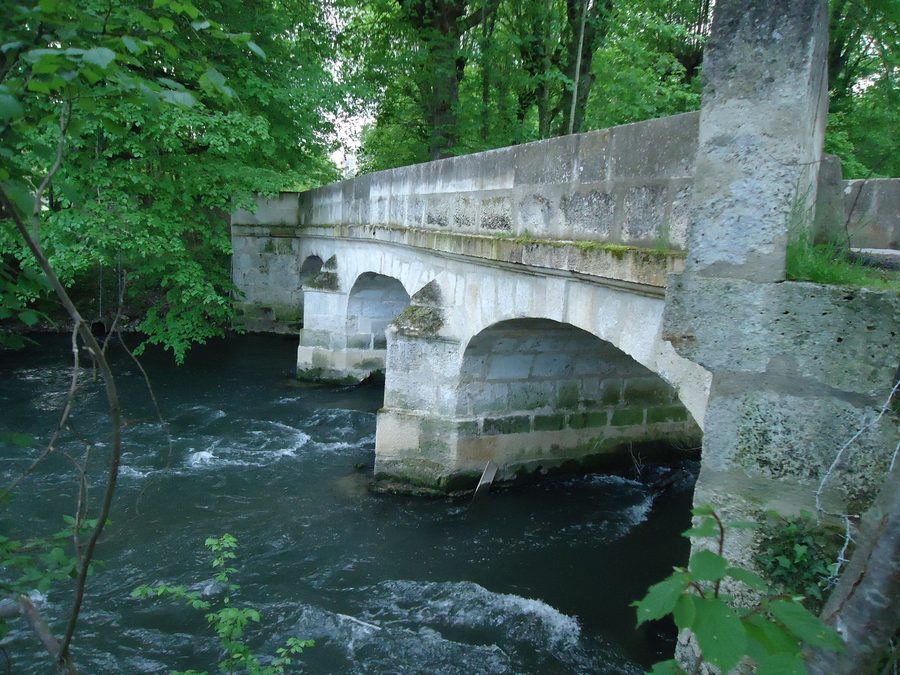 Pont d'Aveny in Dampsmesnil in the Eure