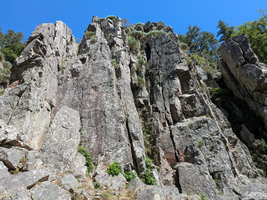 File:Doizieux - Cannelure Eclopés 1.jpg
