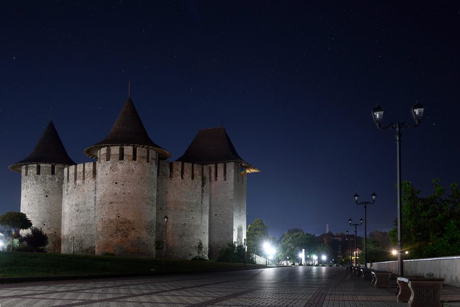 Außenansicht der mittelalterlichen Festung Cetatea Soroca in der weiteren Umgebung des Soroca District