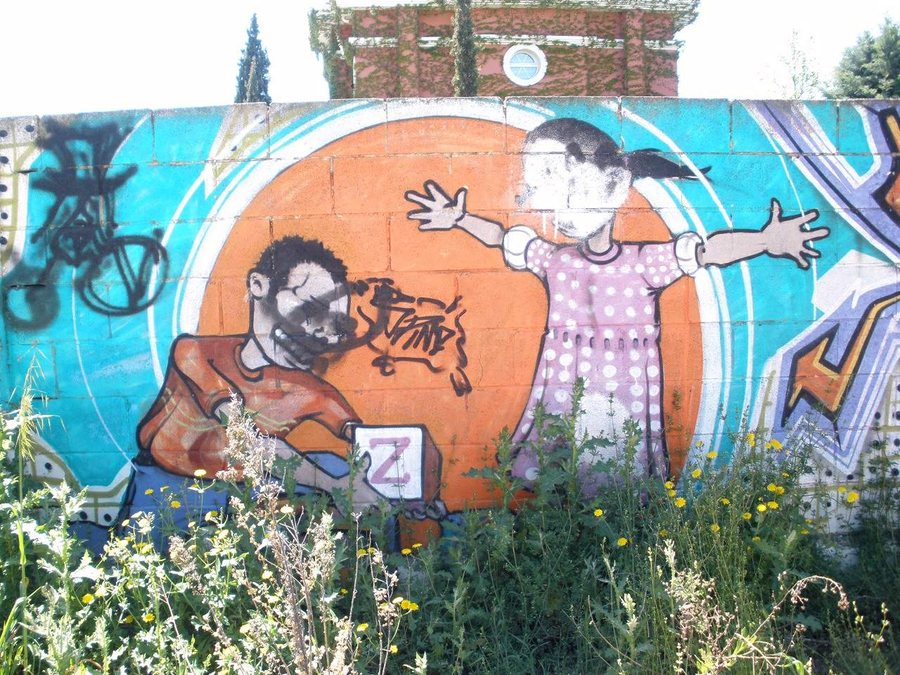 File:Lardero - graffiti 1.JPG