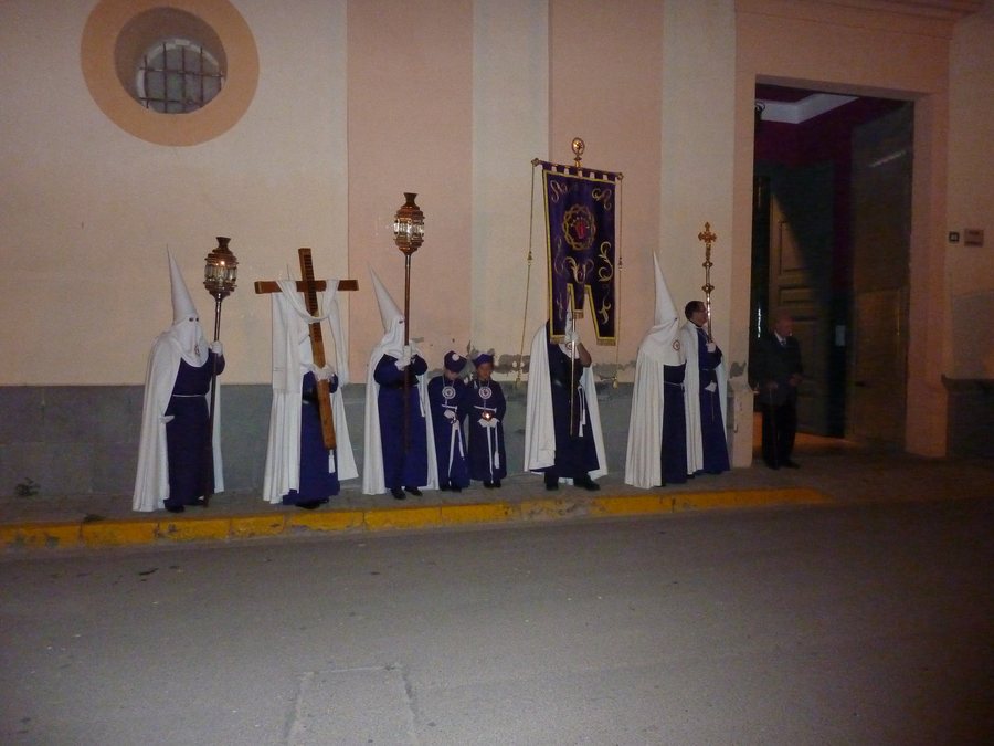 File:Procession du vendredi saint à Villanueva de Gállego -1.JPG