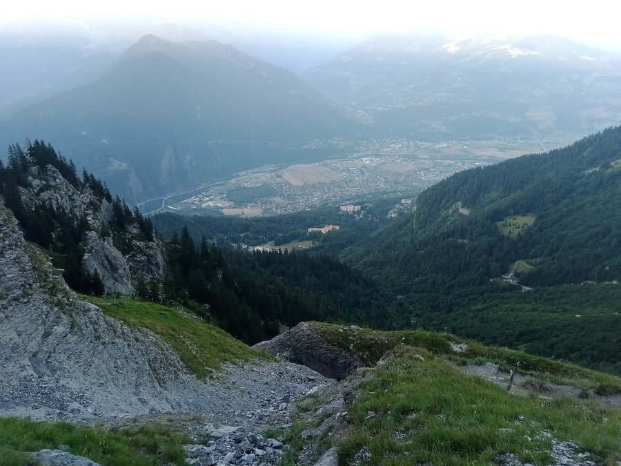 File:Sanatoriums de Plateau d'Assy @ Passage des Egratz.jpg