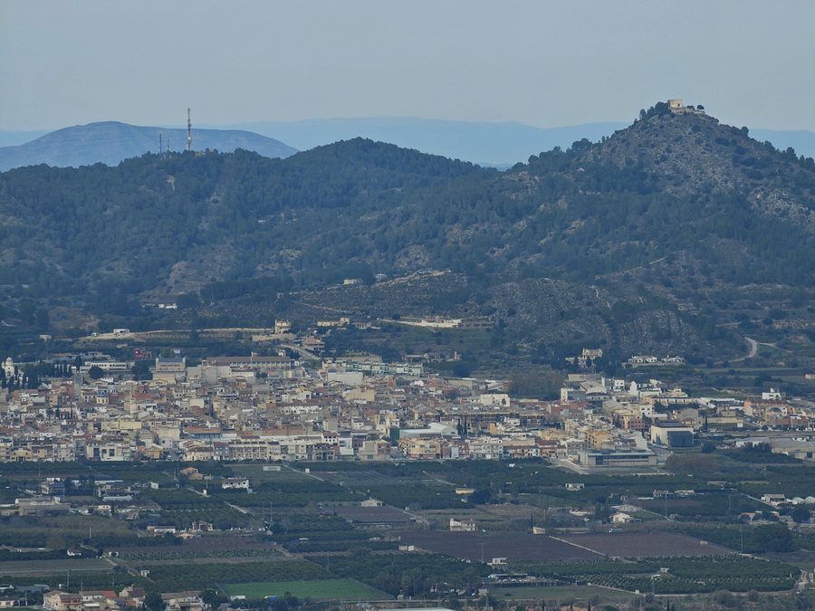 File:Vistas de la Llosa de Ranes desde el Castell de Xàtiva.jpg