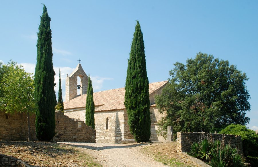 File:Chapelle Saint-Jean-Baptiste de Vénéjan - 03.jpg