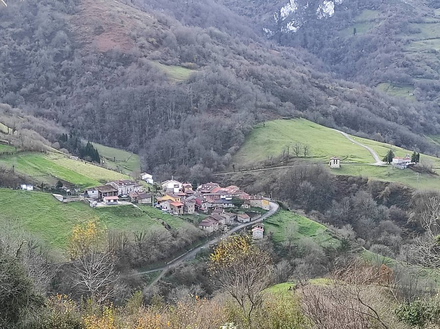 File:Pedroveya.jpg