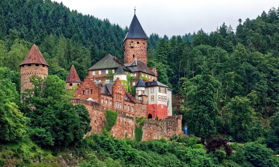 Zwingenberg Castle on the Neckar above the town