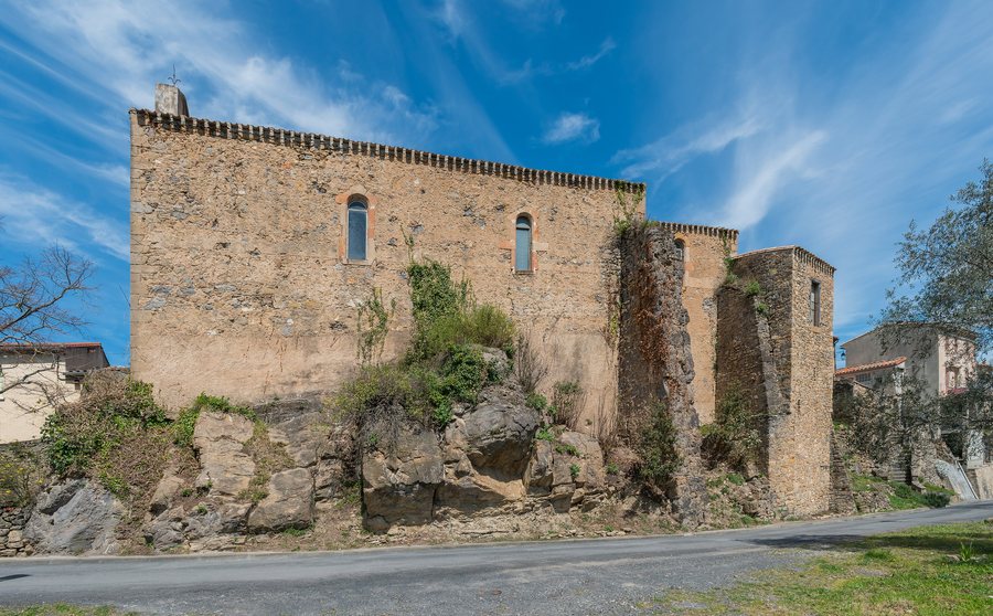 File:Saint Peter church in Coustaussa (3).jpg