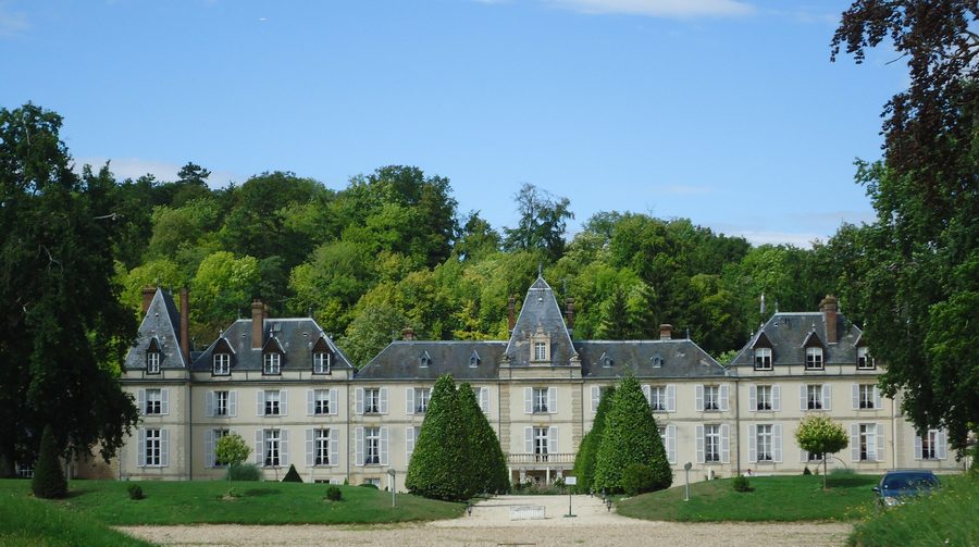 Château d'Aveny in Dampsmesnil in the Eure