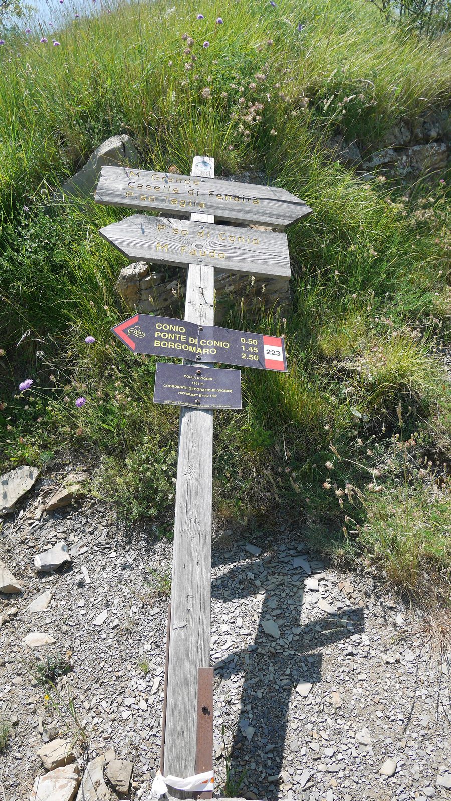 Borgomaro Oggia, paesaggio montano in Liguria