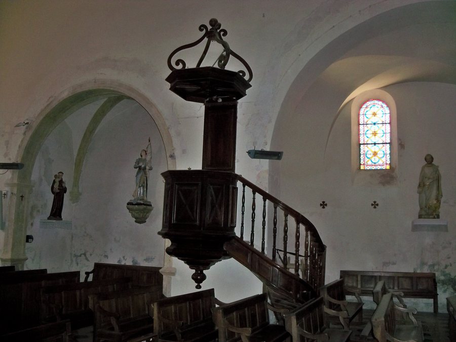 File:Rousset les Vignes - église 13.jpg