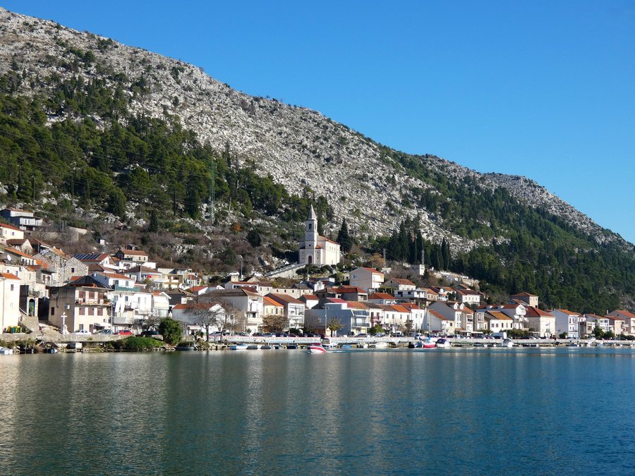 File:Komin 2025.jpg