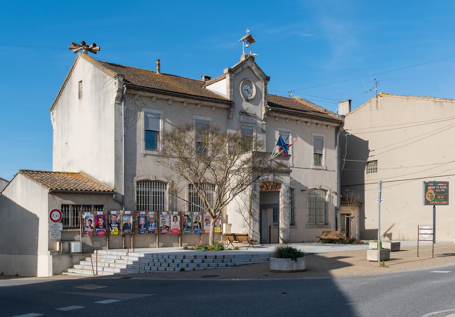 File:Town hall of Alzonne (1).jpg