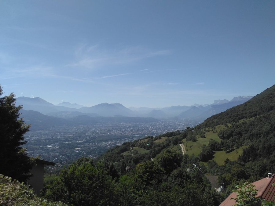 File:38700 Corenc, France - panoramio.jpg