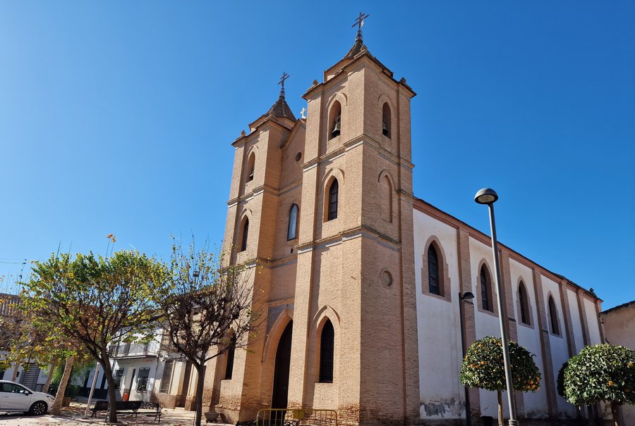 File:Iglesia del Sagrado Corazón de Jesús, en Romilla (municipio de Chauchina, Granada, España).jpg