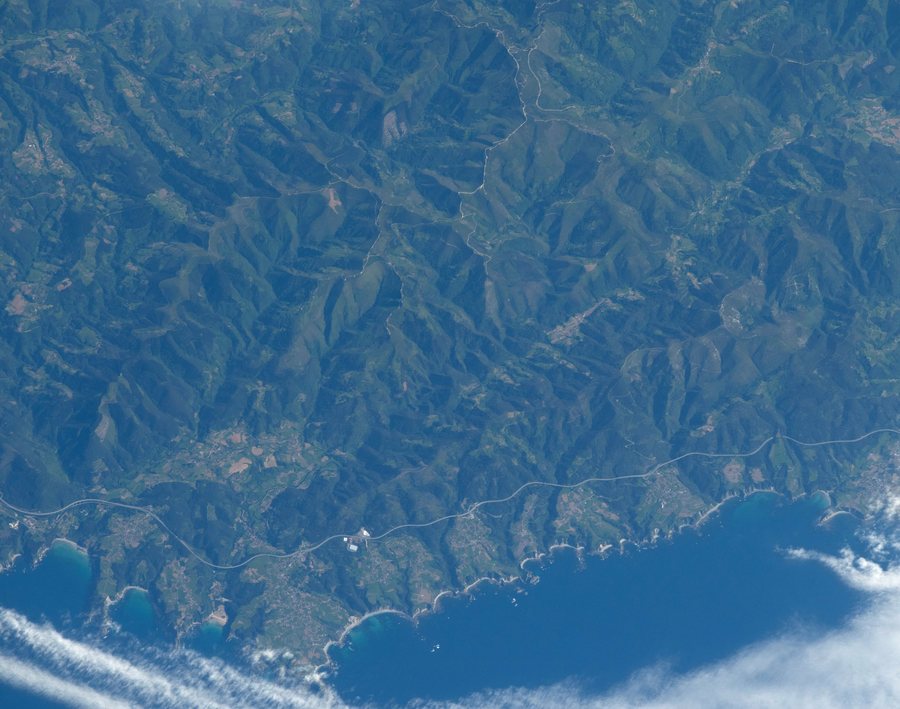 File:ISS063-E-21024 - View of Spain - Punta del Cuerno - Cadaveu - coast of Cantabrian Sea - Ballota (Cudillero) - Concha de Artedo (cropped).jpg