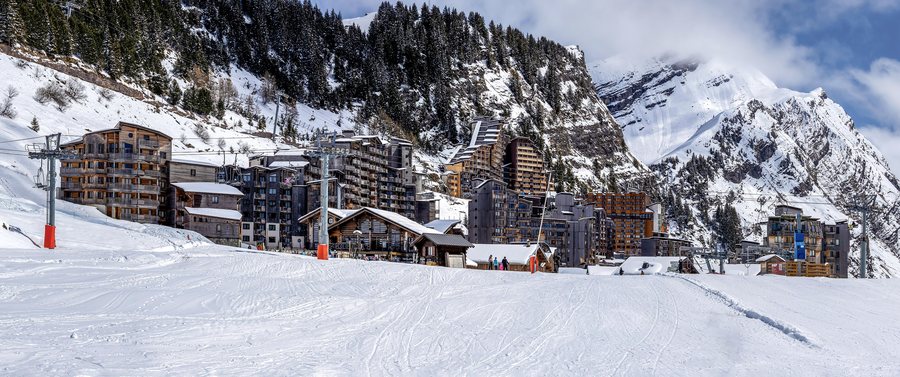 File:Morzine - Avoriaz - Panorama - 2025-10-11 22-49-35 001.jpg