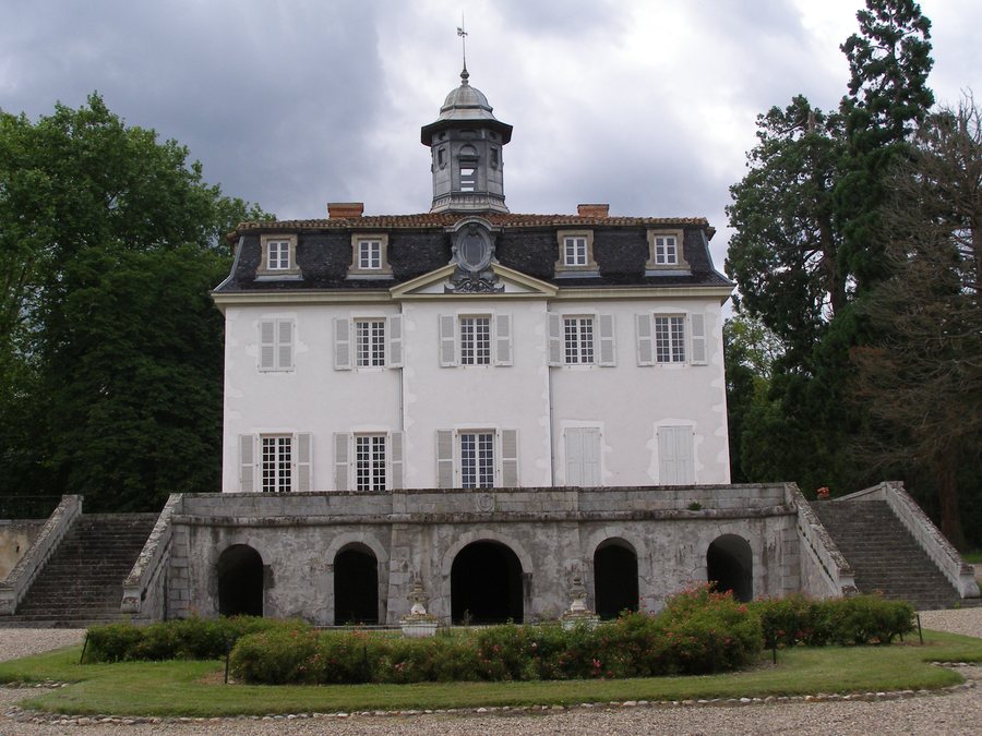 File:Château de Beauvoir à Arthun.JPG