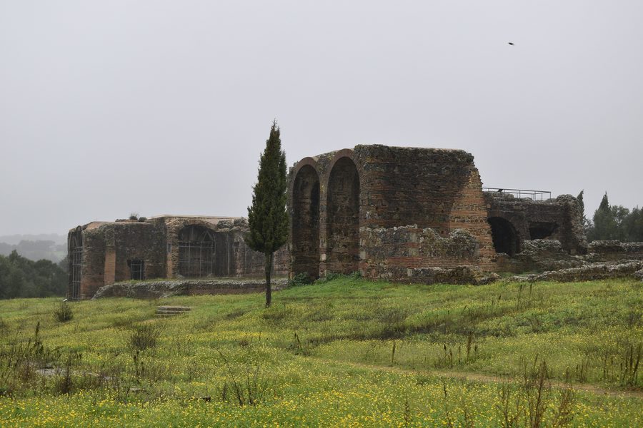 Gesamtansicht der römischen Ruinen von São Cucufate bei Vila de Frades in Portugal