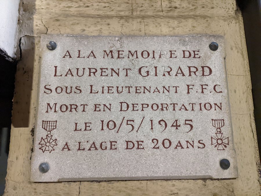 File:Plaque mémoire Laurent Girard déporté au 84 route de Genas, Lyon (mars 2023).jpg