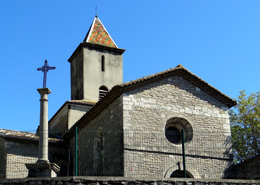 File:Saint-Maurice-d'Ardèche-01.jpg