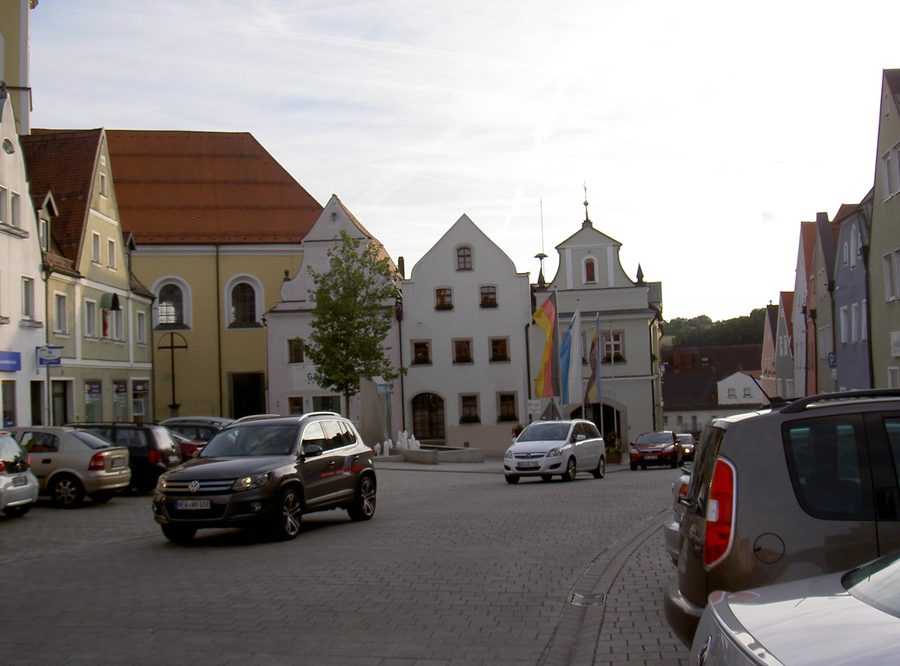 Historic market square in Neustadt an der Waldnaab with houses around the square