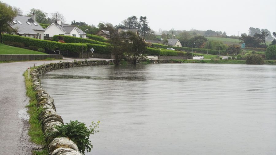 Blick auf das Rosscarbery-Ästuar bei Rosscarbery in County Cork