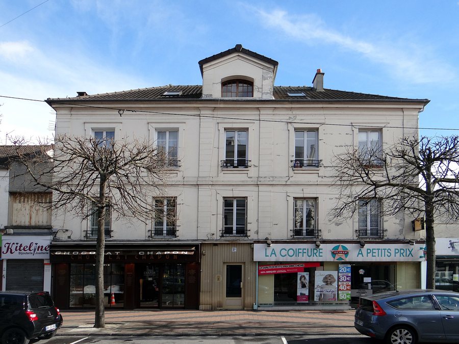 File:Chelles-02.jpg
