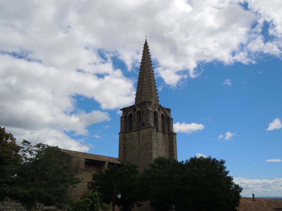 File:Église de Chassiers.jpg