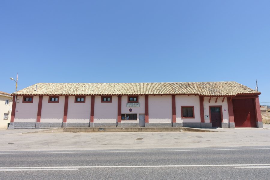 File:Granero de Villar de Domingo García 02.jpg