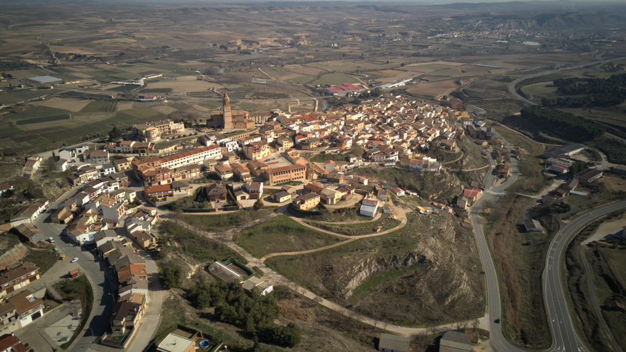 File:Cárcar (Navarra) - Vista aérea.png