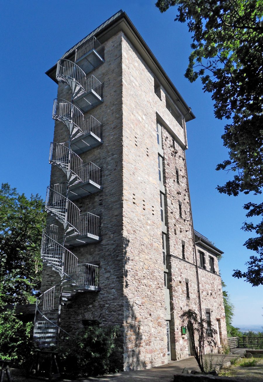 Observation tower on the Hallgarter Zange in the Rheingau mountains