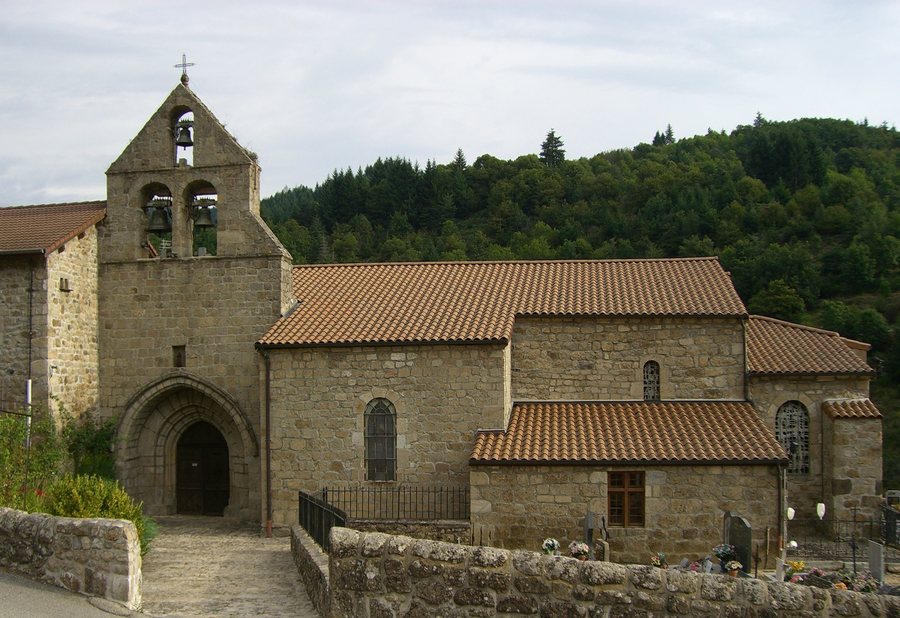 File:Eglise du XII ieme siecle de Mariac.jpg