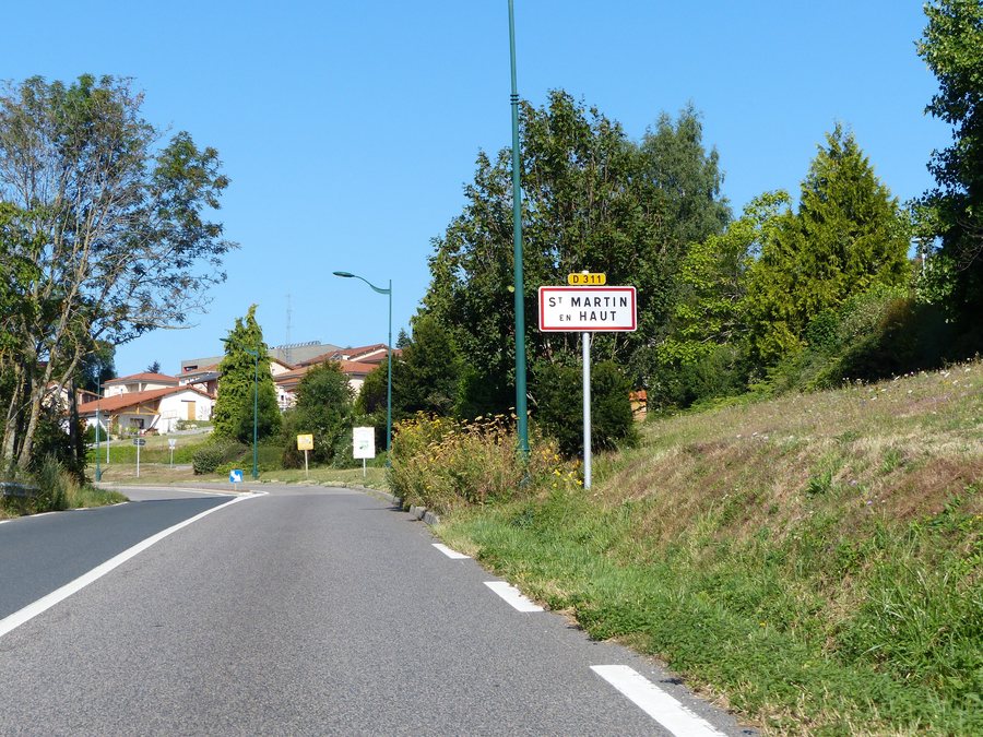 File:St Martin en Haut D311.jpg
