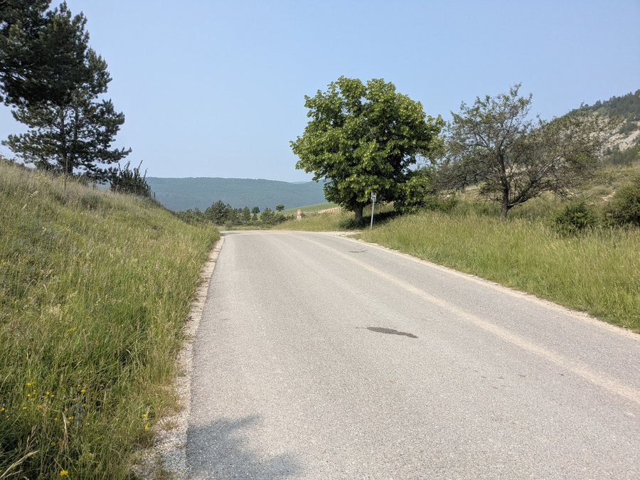 File:Aulan - Col d'Aulan - Passage (juin 2025).jpg