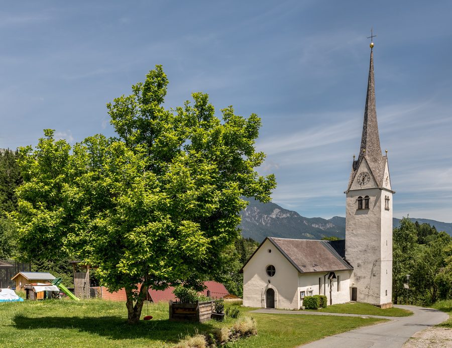 Pfarrkirche St. Gertraud in Mellweg, Kärnten