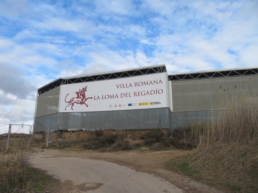 File:Arqueología, ruinas de una villa romana, término municipal de Urrea de Gaén, comarca del Bajo Martín, provincia de Teruel.jpg