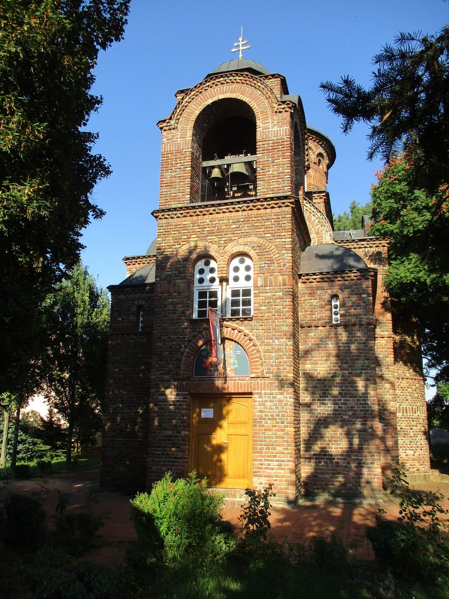 Orthodoxe Kirche Hl. Zar Lazar im Dorf Nakovo bei Kikinda