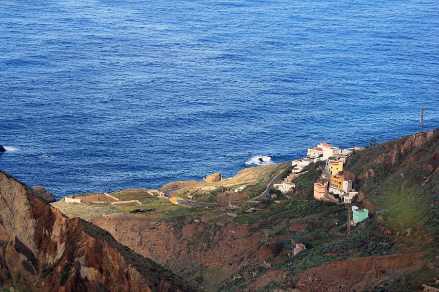 File:Almaciga, Santa Cruz de Tenerife, Santa Cruz de Tenerife, Spain - panoramio.jpg