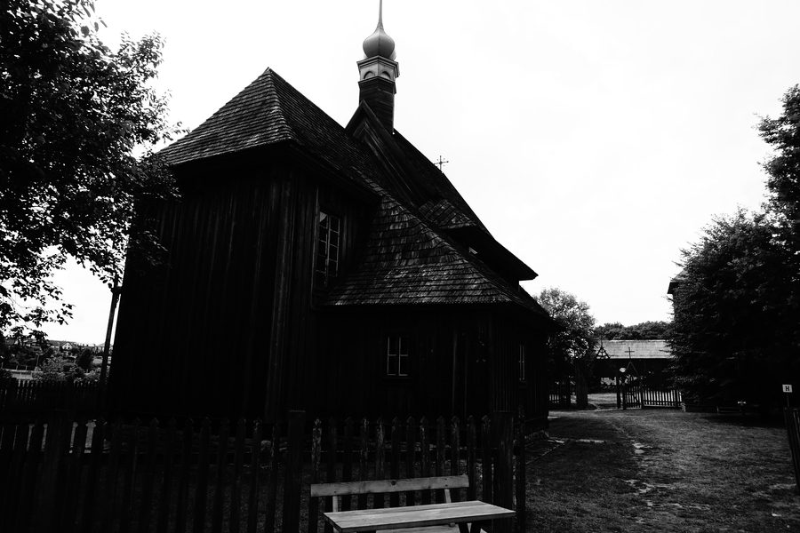 Freilichtmuseum des Lubliner Dorfes mit historischen ländlichen Gebäuden