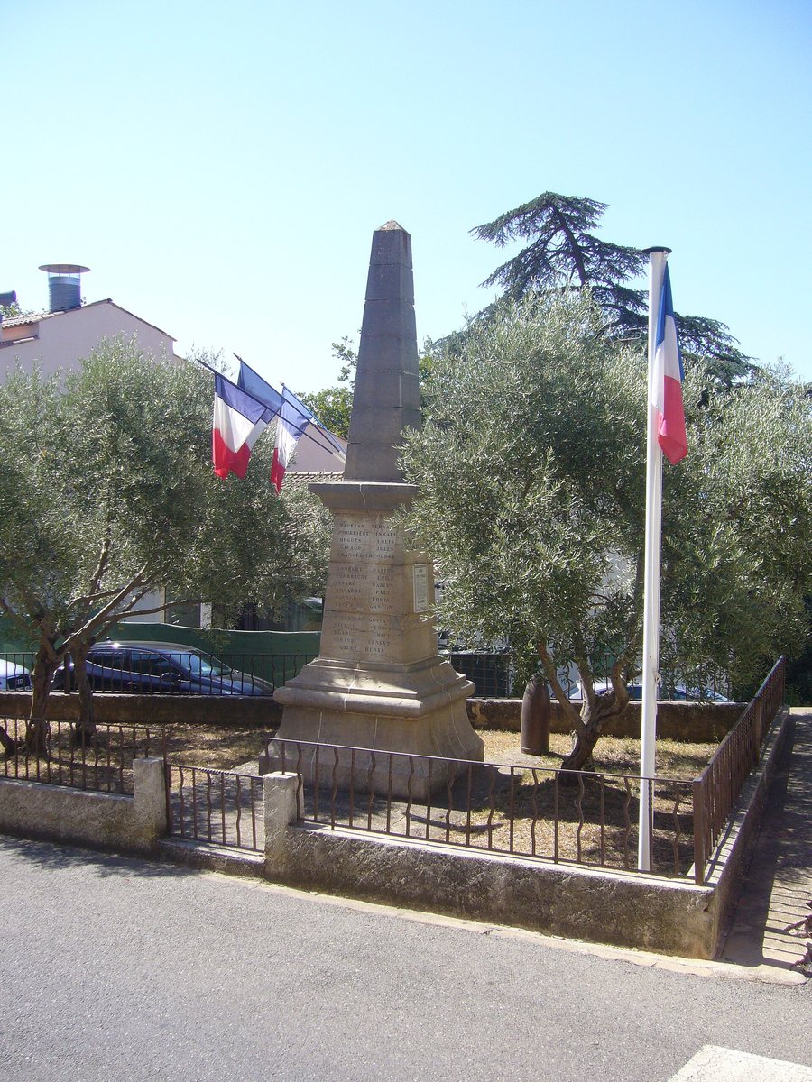 File:La Verdière - Monumort.jpg