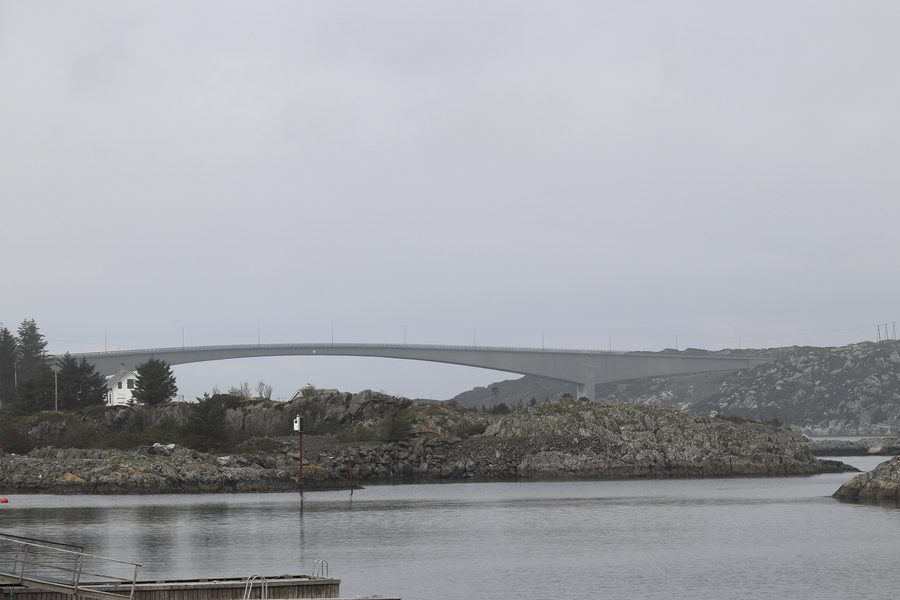 Stolmasundet Bridge in Austevoll